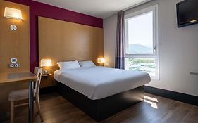 B&B Hôtel Grenoble Centre Alpexpo